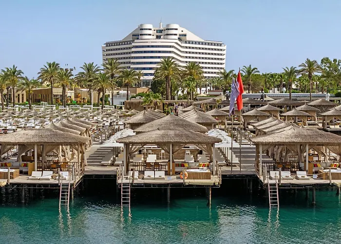 Hotel Titanic Deluxe Lara Antalia